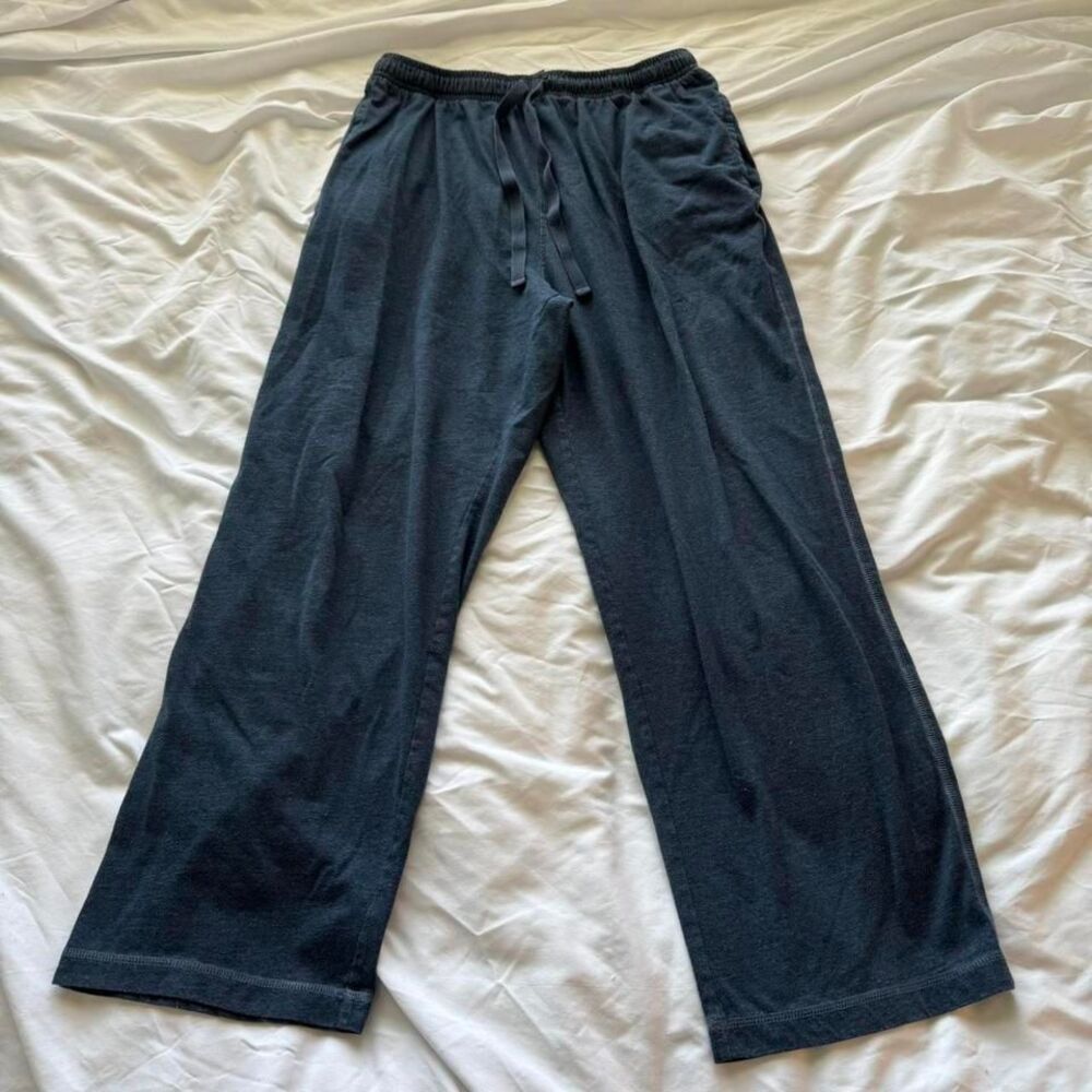 navy loungewear‎ pants with pockets and drawstring